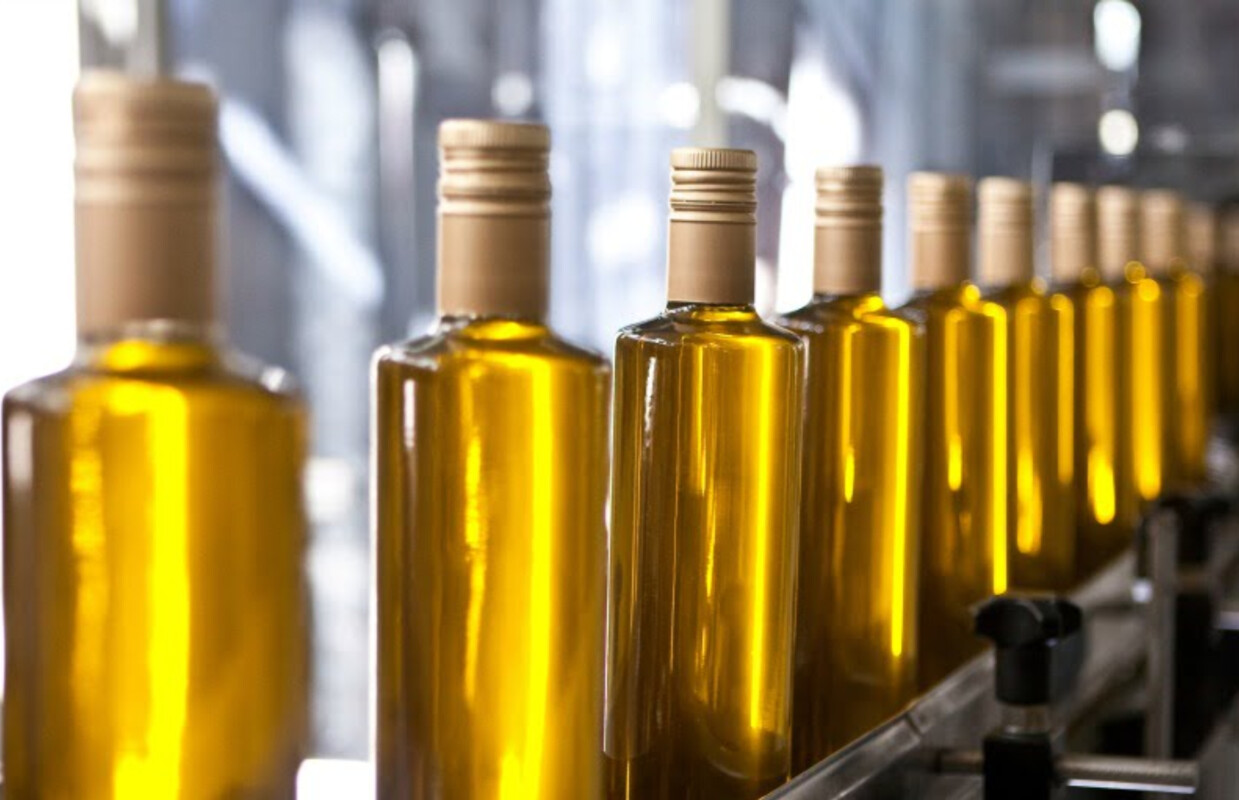 Garrafas de azeite em comercialização