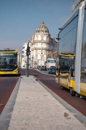 Transportes urbanos no centro de Coimbra