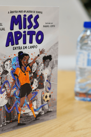 No relvado dos sonhos, Irene entra em campo para inspirar os mais novos 