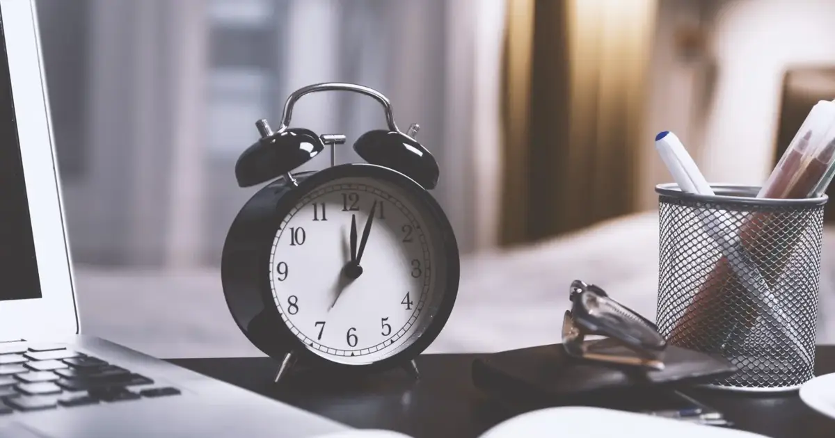 Hora muda na madrugada de domingo: vem aí o horário de verão