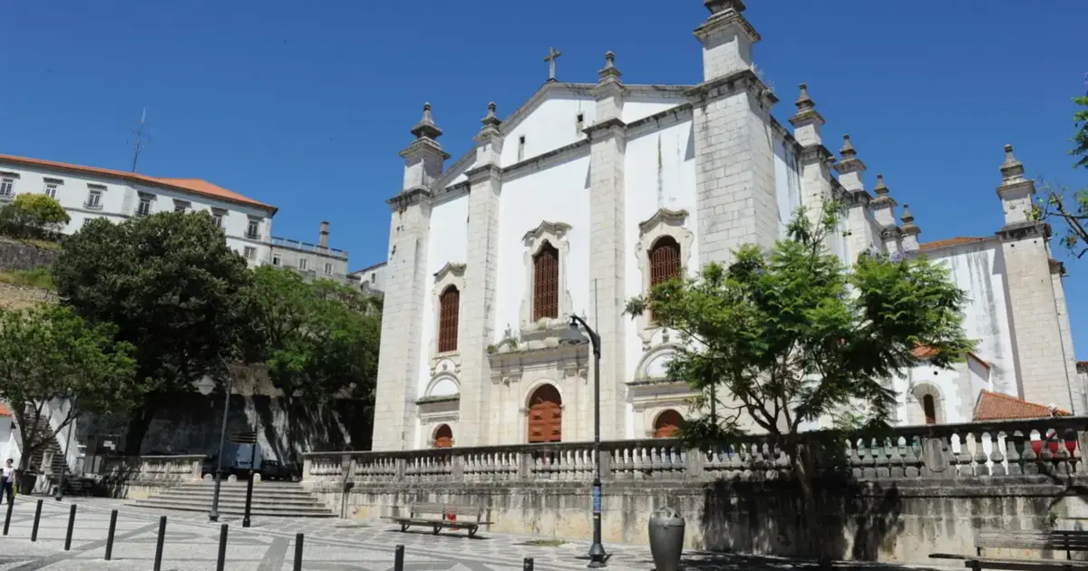 Sé de Leiria reabre hoje com celebração pelas vítimas