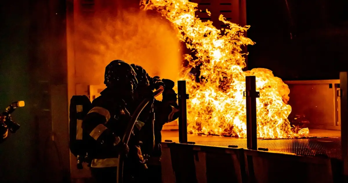 Trabalhos de reabilitação de cineteatro em Arcos de Valdevez provocam incêndio