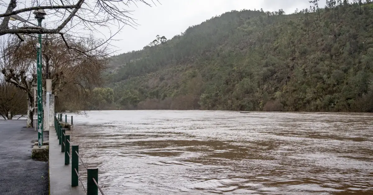Pampilhosa da Serra alerta para risco de inundações provocadas pelo rio Unhais
