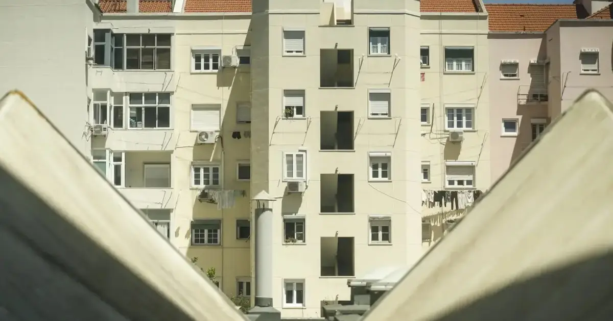 Crise na habitação afasta jovens dos centros urbanos, com consequências para o crescimento económico