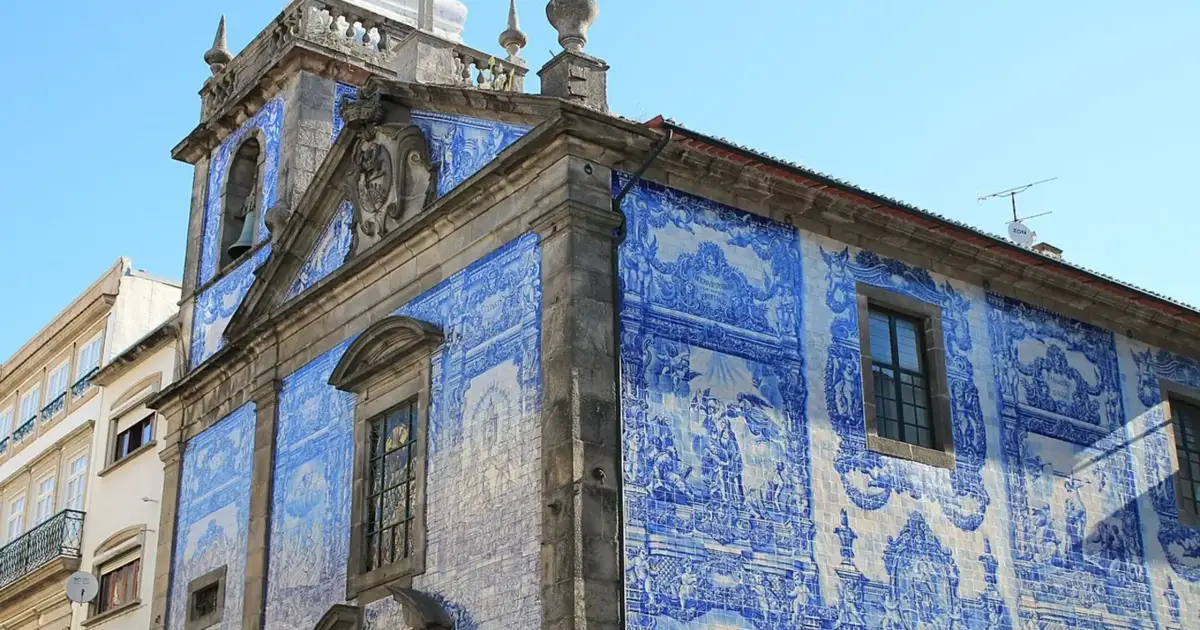 Capela das Almas e Igreja de Santo Ildefonso no Porto vão ser restauradas