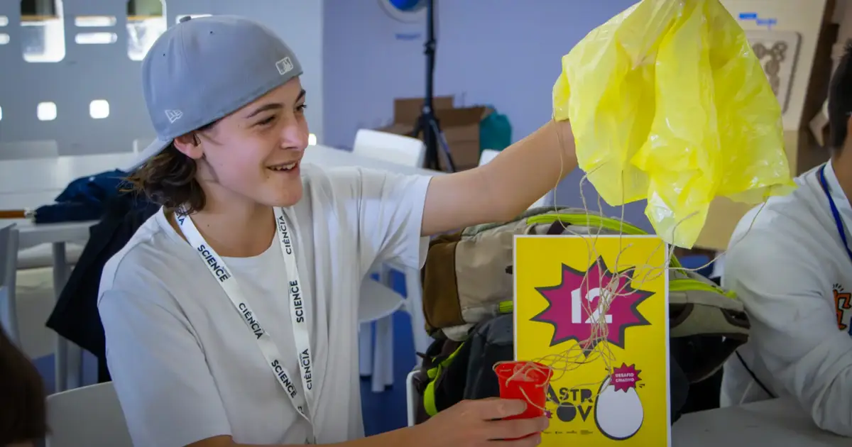 ‘Astro ovos’: mais de 200 estudantes testam criatividade em Constância