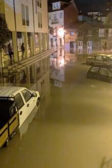 Zona habitacional inundada 