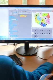 Programação digital usada nas escolas do Algarve para combater insucesso escolar 22 jan. 2026, 12:28