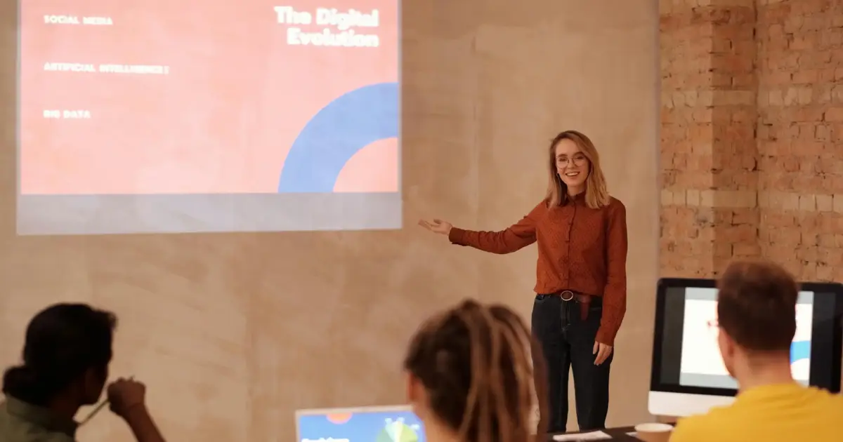 Portugal aposta na literacia em IA com iniciativa inédita para cidadãos e jovens