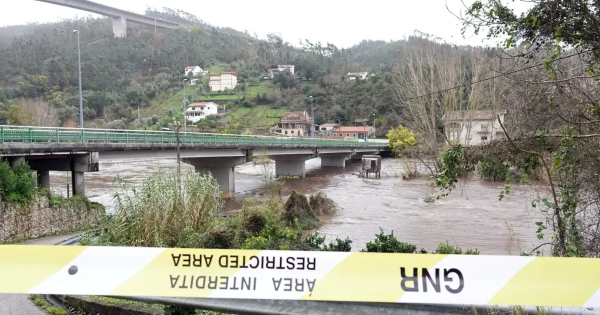 Risco de evacuação em Coimbra mantém-se até ao final do dia