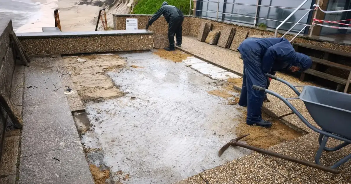 Obra de 150 mil euros para estabilizar paredão de Moledo pronta dentro de um mês