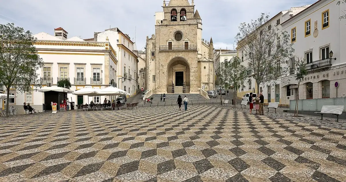 Há um novo autocarro em Elvas e é gratuito durante o mês de janeiro
