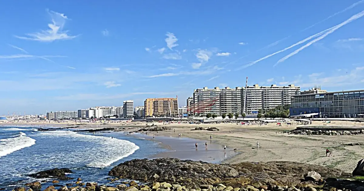 Praia de Matosinhos pode deixar de ser zona balnear