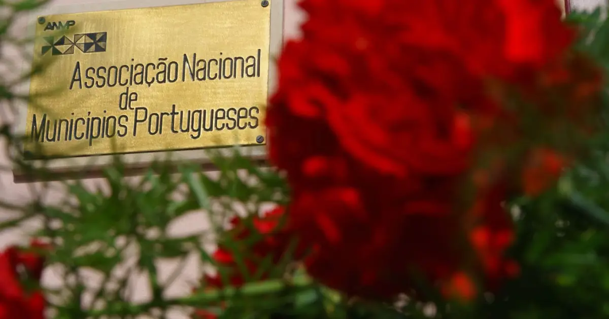 ANMP vê com “estranheza” posição de “mero observador” no grupo de trabalho das Finanças Locais