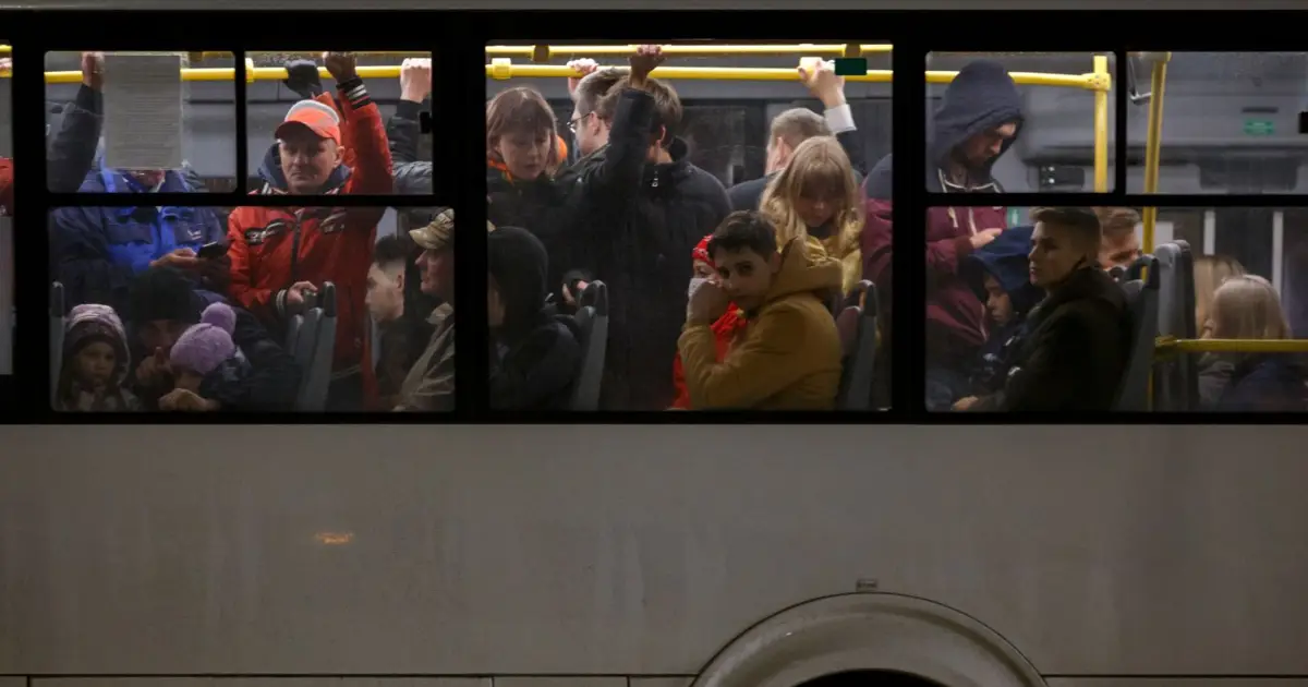 Transporte coletivo de jovens com novo limite de antiguidade de 20 anos