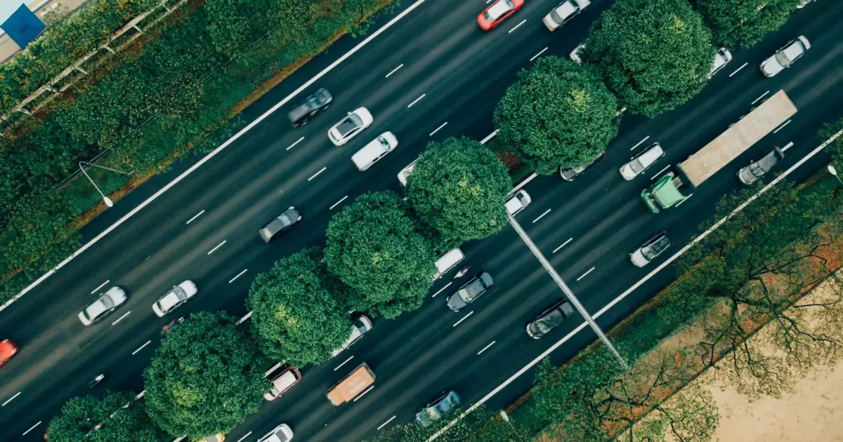 Transportes continuam a ser o maior desafio climático da Europa, alerta a Agência Europeia do Ambiente