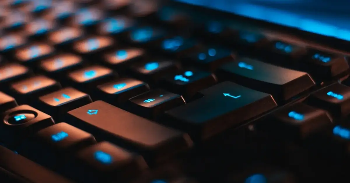 4.º, 6.º e 9.º ano com provas-ensaio para preparar avaliações digitais