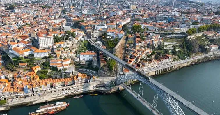 Cooperação intermunicipal e melhor aplicação dos fundos europeus são prioridades... 27 mar. 2026, 15:39