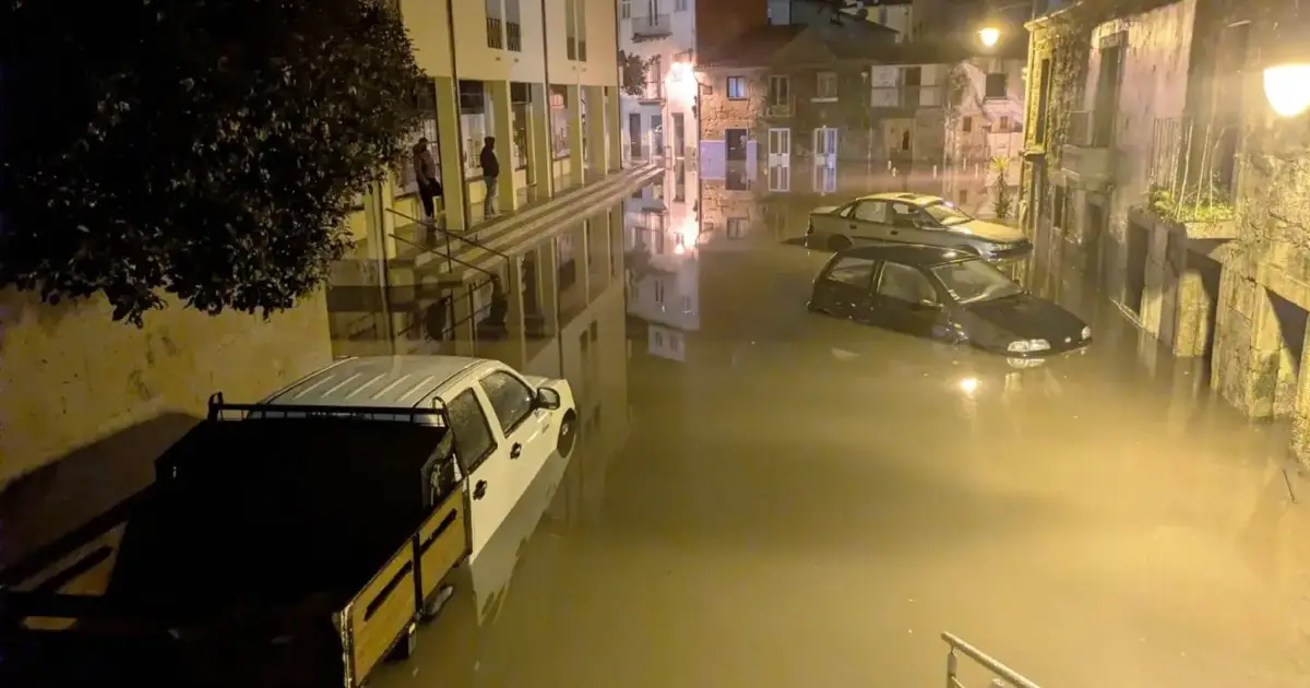 Dezenas de casas inundadas em Ponte de Lima devido à chuva forte e várias estradas cortadas em Arcos de Valdevez e Caminha