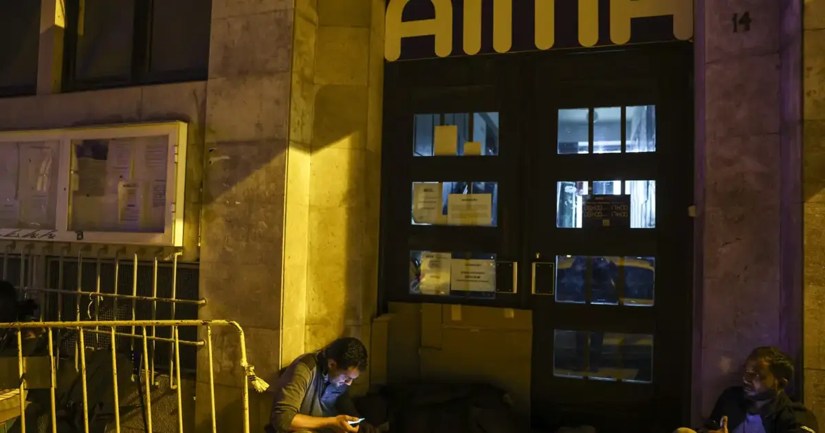 Documentário quer humanizar imigrantes reduzidos a “números” na burocracia portu... 17 mai. 2026, 11:01