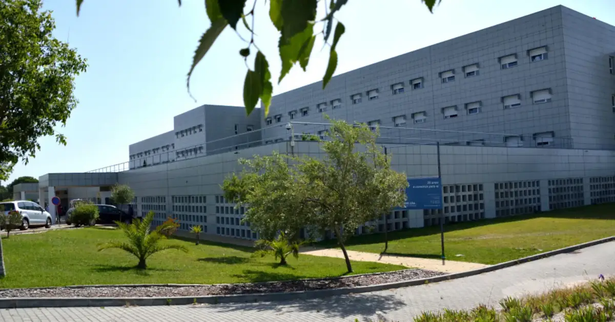 ULS do Litoral Alentejano investe 3,7 milhões de euros em novas TAC e robot cirúrgico