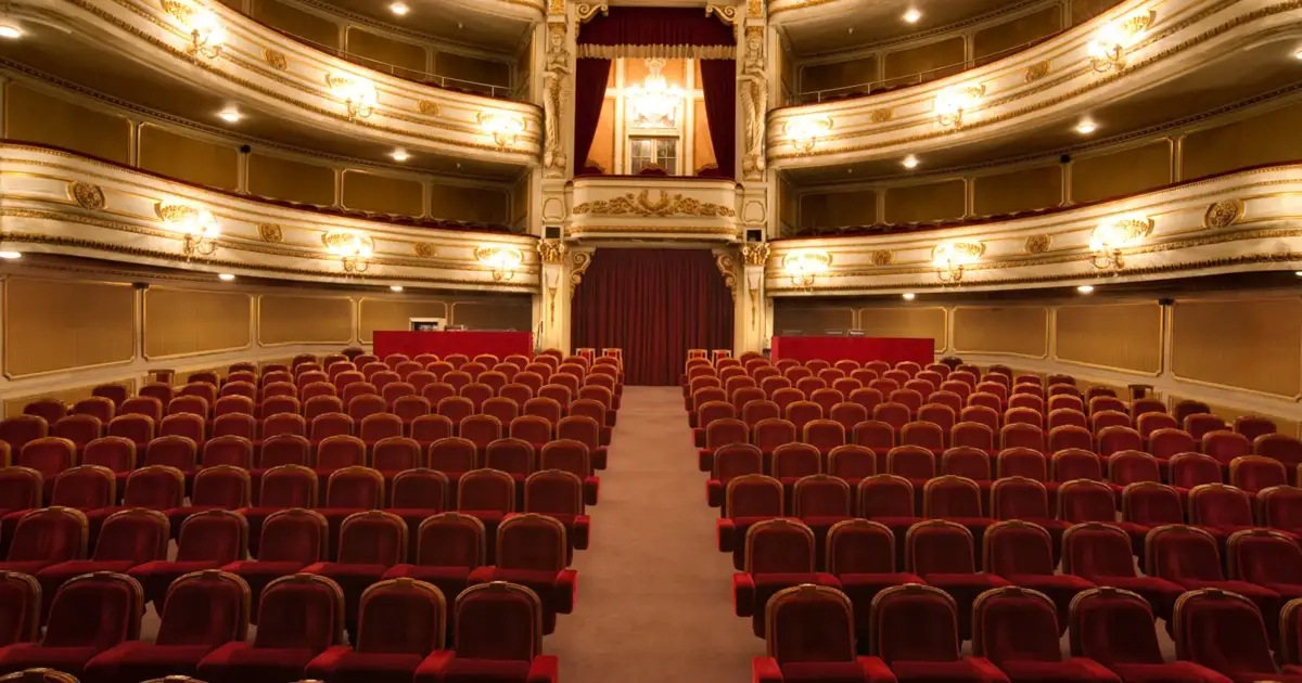 Teatro D. Maria em projeto europeu de combate à desinformação que põe jornalismo em palco