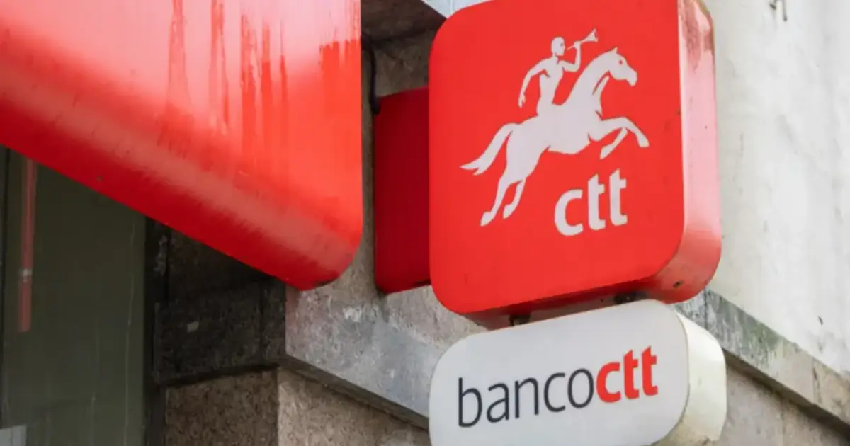 Preços dos CTT sobem 6,2% e associação alerta para impacto na imprensa em papel