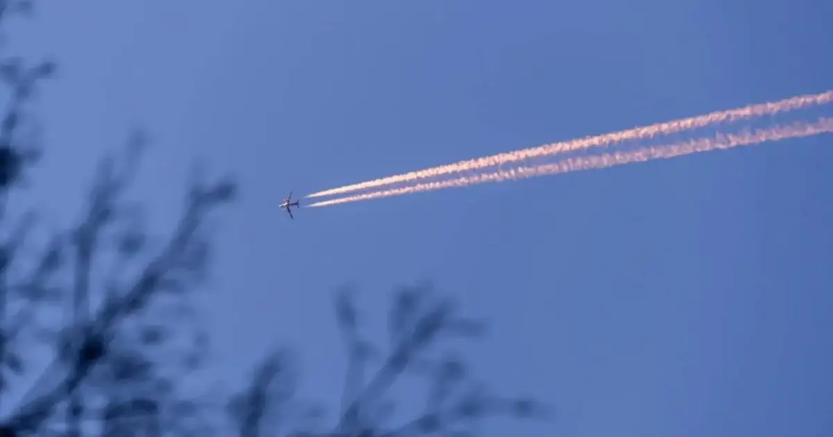 Portugal pode ter “um papel fundamental” na prevenção dos impactos gerados pelos rastos de aviões