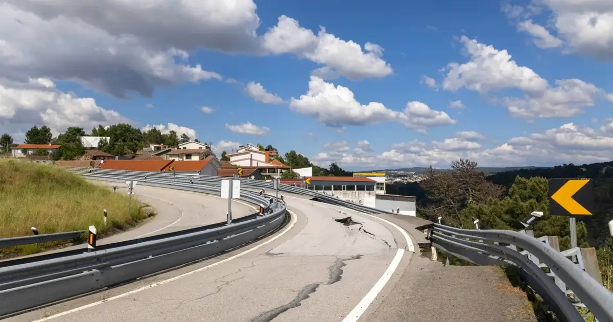 Nó do IP4 em Parada de Cunhos só deve reabrir em 2027 após deslizamento de terras