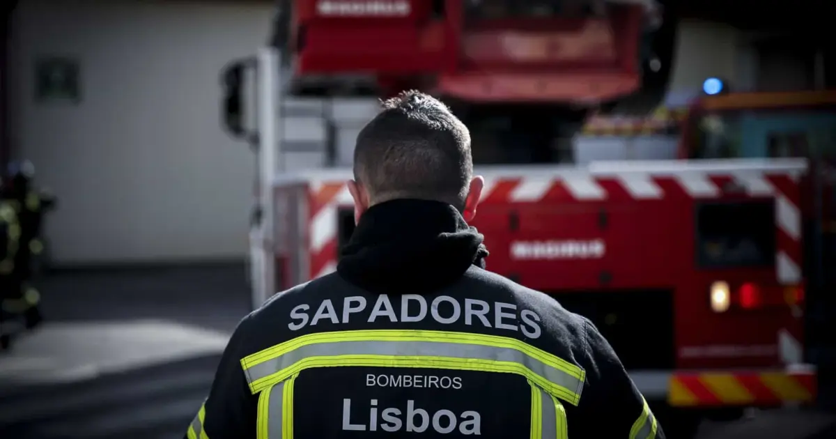 Sindicato dos Bombeiros Sapadores alerta para “caos no socorro” na cidade de Lisboa