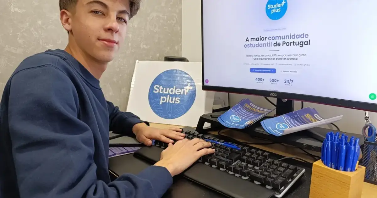 Aluno de 14 anos cria plataforma digital que já apoia 500 estudantes de todo o país
