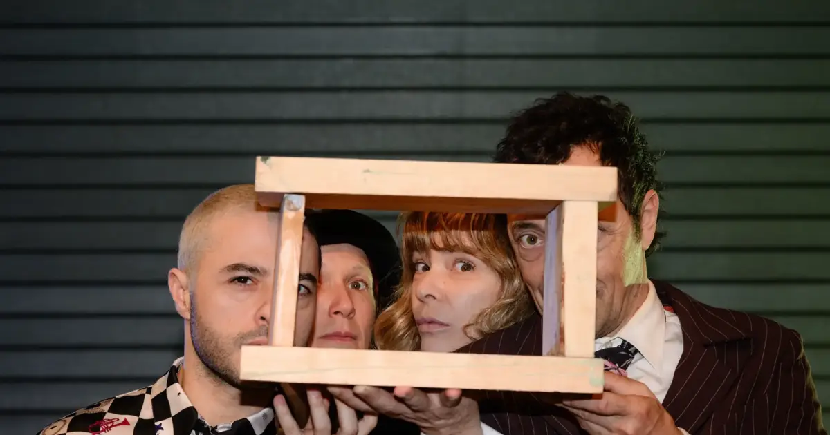 Obra de Ionesco revela-se “perigosamente atual” na nova produção do Teatro da Garagem