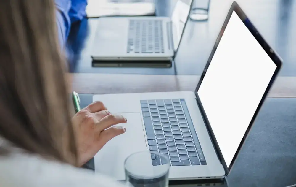 Loja do Cidadão Virtual com 400.000 atendimentos nos primeiros três meses