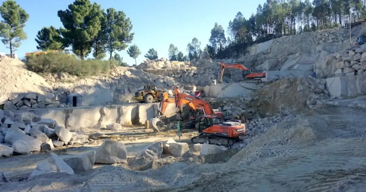 Subida dos combustíveis preocupa indústria do granito em Vila Real