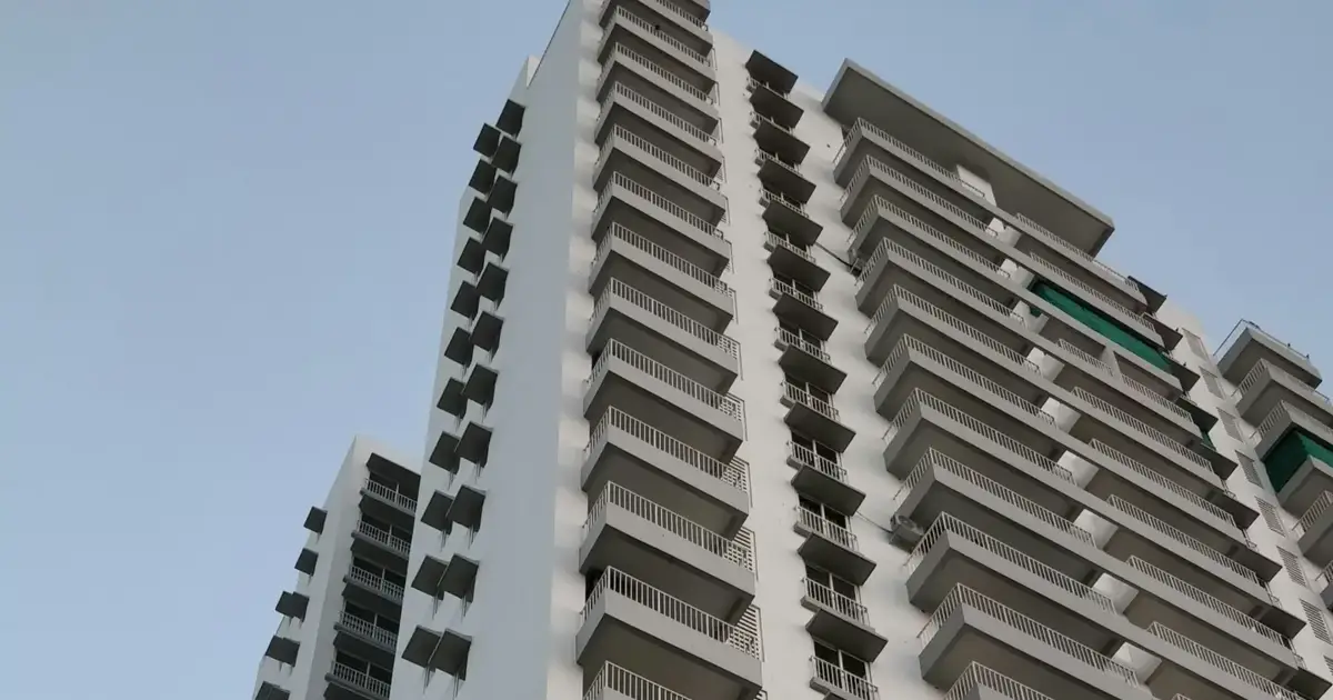 Zero defende conversão de edifícios devolutos em habitação acessível