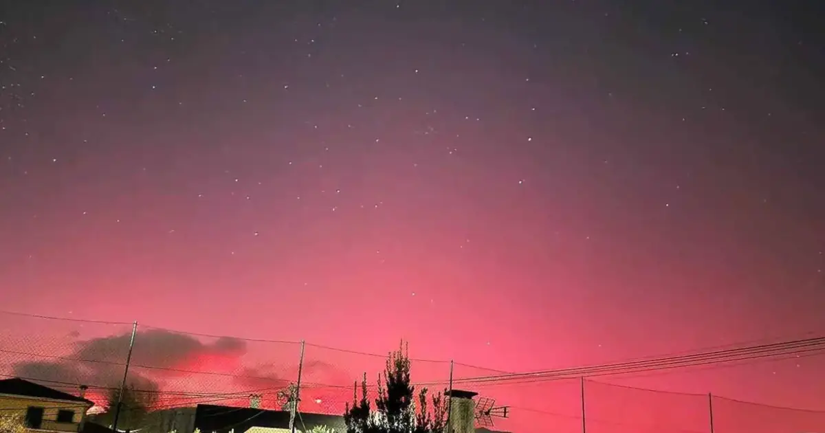 Espetáculo raro de auroras boreais iluminou céus de Portugal após “poderosa” tempestade solar