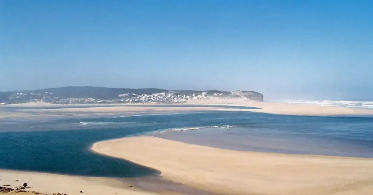 Capitania interdita mergulhos na zona do antigo cais da praia da Foz do Arelho