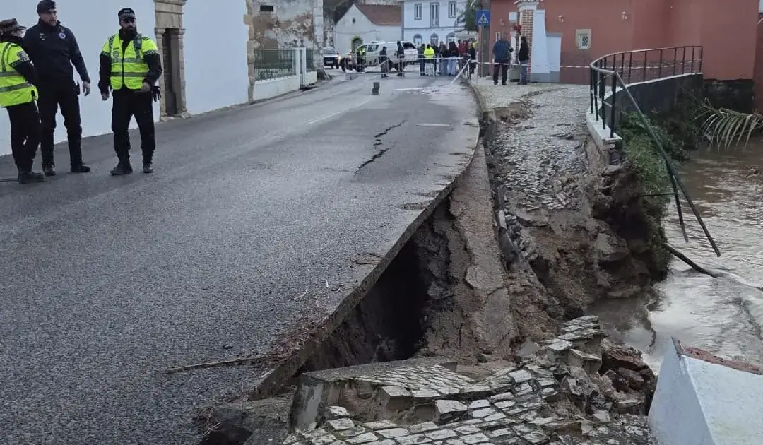 Setenta e cinco deslocados por risco de derrocada em Alenquer
