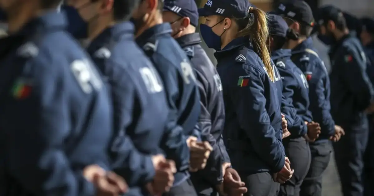 Comissão de Proteção de Dados recomenda identificação de agentes com “bodycams”