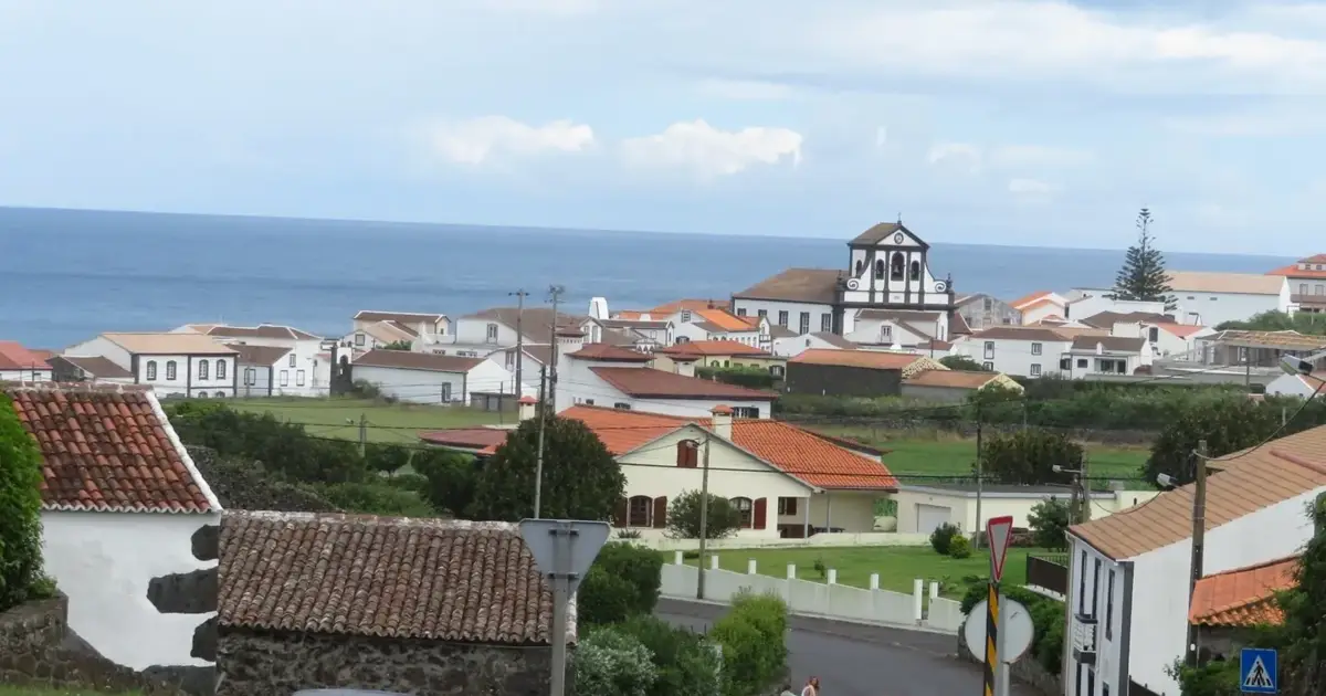 Mergulhadores Sapadores da Marinha desativam engenho explosivo na Graciosa