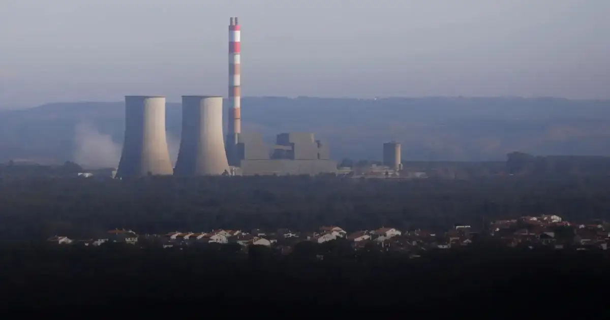 Governo prepara plano para reduzir dependência de combustíveis fósseis