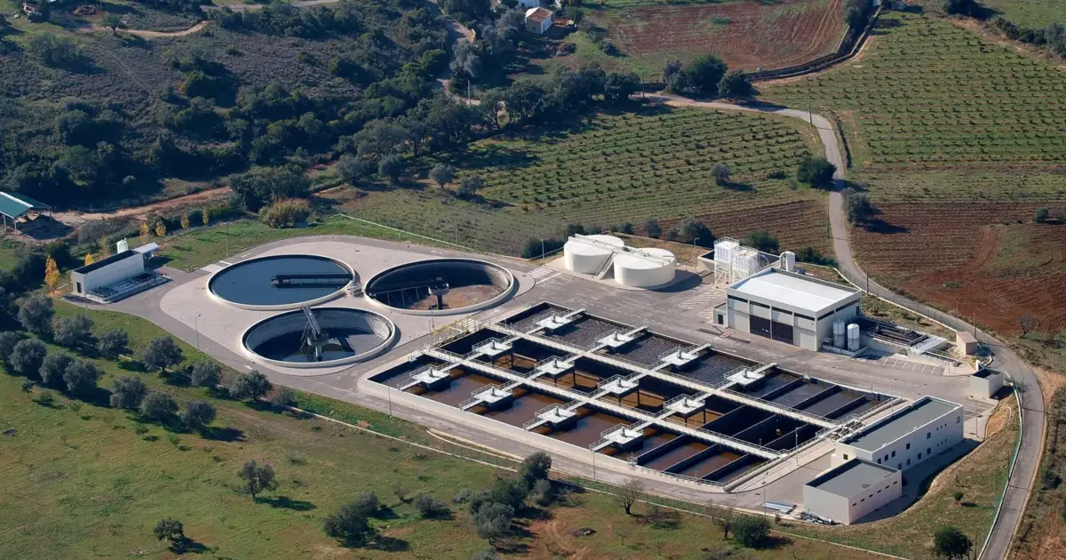 Águas do Algarve lança concurso para remodelar ETAR de Paderne em Albufeira