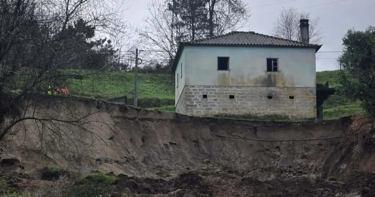 Deslocados por deslizamentos em Ponte da Barca sem data para voltar a casa