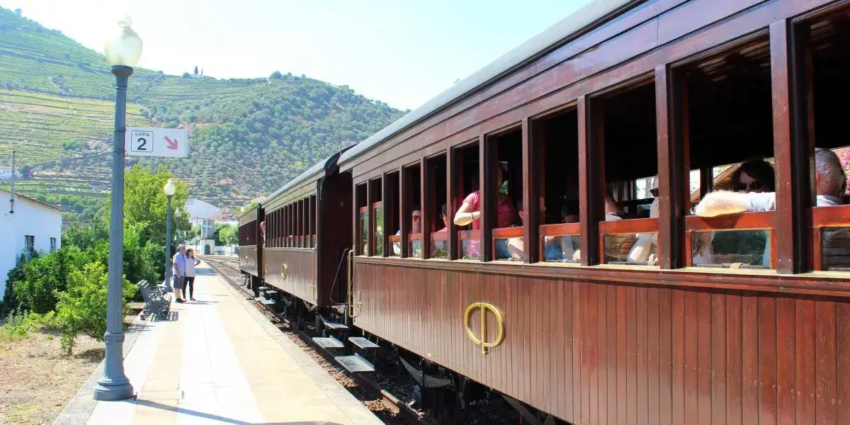 “Uma viagem pela linha do tempo.” Comboio histórico do Douro volta a circular a partir de junho