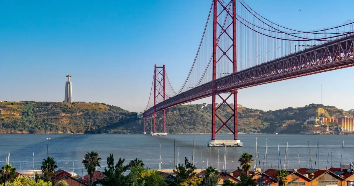 Portugal é um dos destinos preferidos dos europeus para viajar no verão