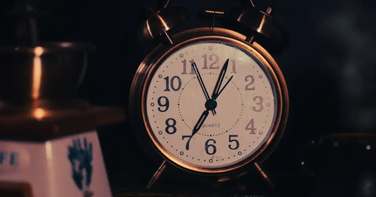Relógios adiantam uma hora na próxima madrugada 28 mar. 2026, 10:11