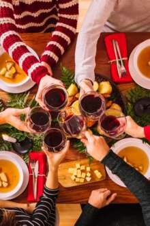 O que fazer com a comida que sobrou do Natal e os cuidados a ter 26 dez. 2025, 07:00