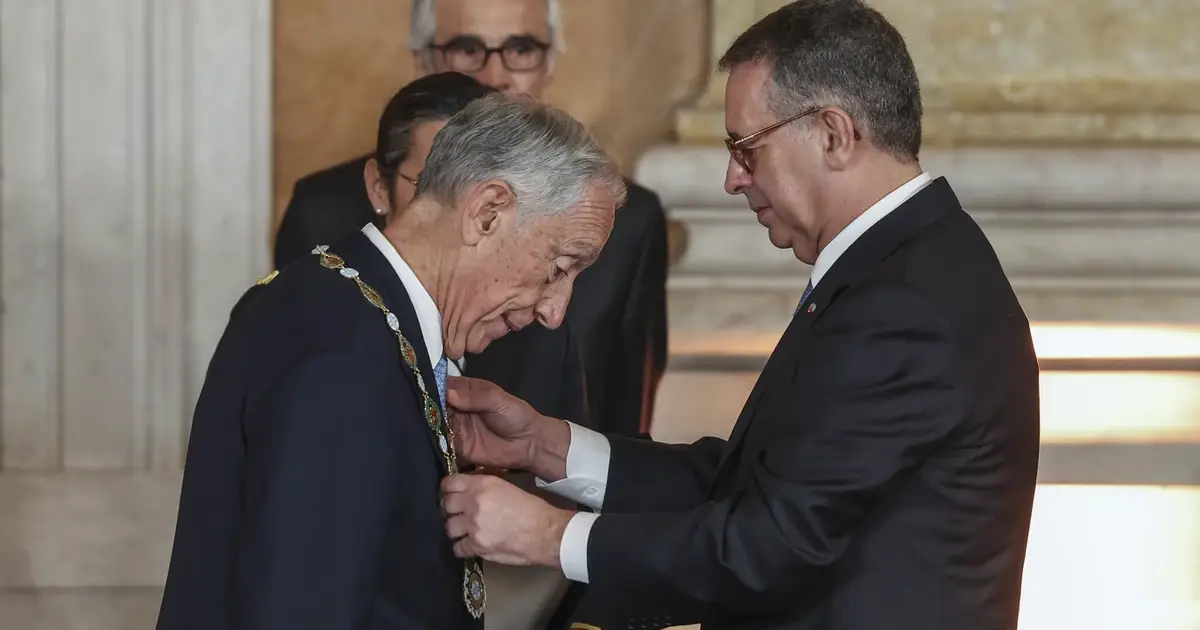 Seguro condecorou Marcelo com o grande-colar da Ordem da Liberdade