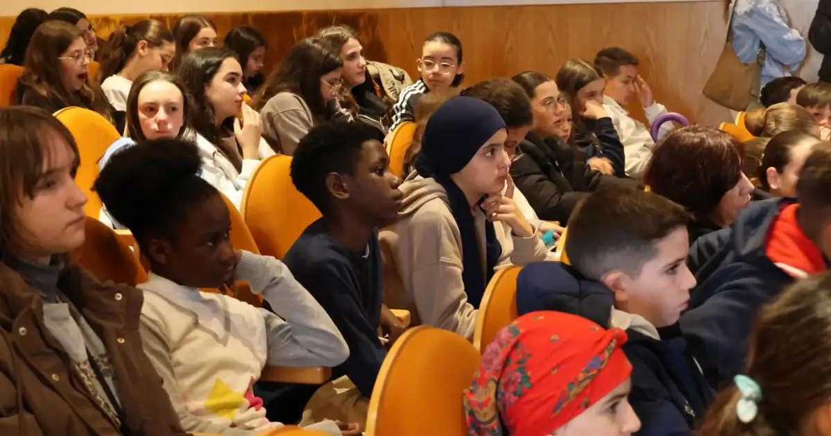 “Paredes Plural” juntou alunos de várias comunidades para a semana da interculturalidade