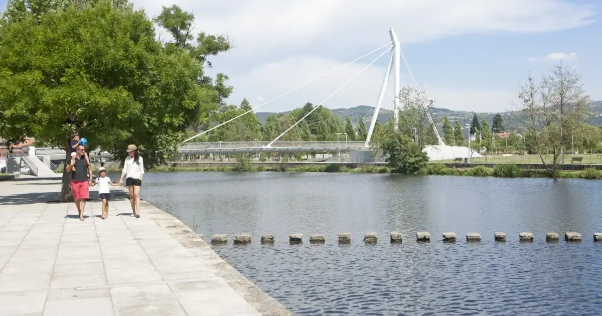 Chaves transforma o rio Tâmega num grande palco de animação e tradição com corrida de barcas